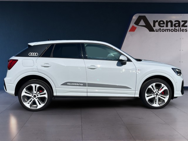 AUDI Q2 40 TFSI S line quattro S-tronic-image-5