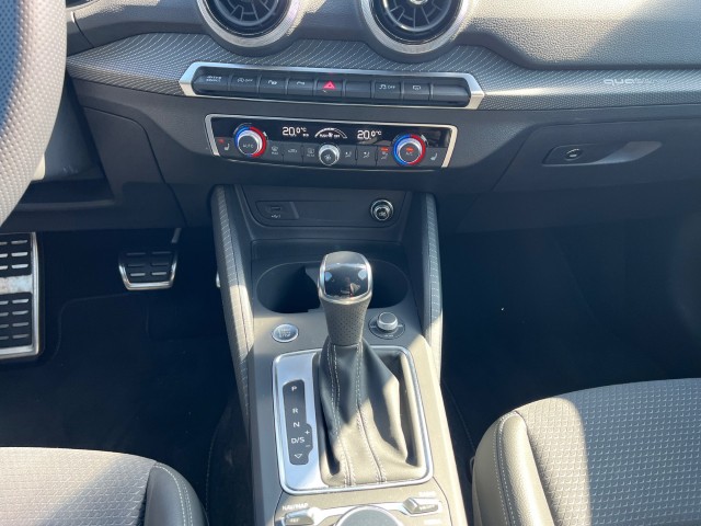 AUDI Q2 40 TFSI S line quattro S-tronic-image-14