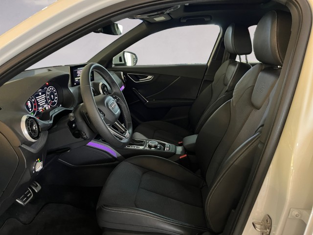 AUDI Q2 40 TFSI S line quattro S-tronic-image-8