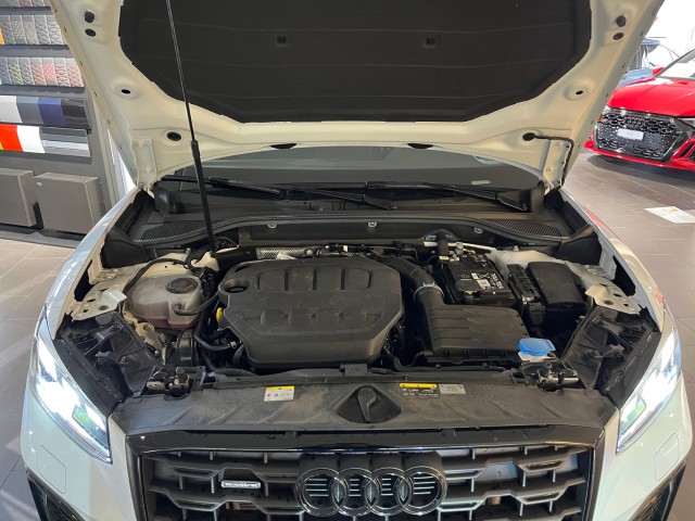 AUDI Q2 40 TFSI S line quattro S-tronic-image-18