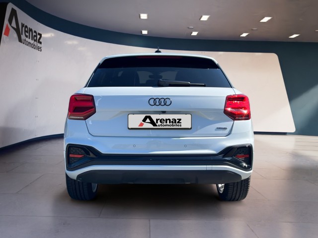 AUDI Q2 40 TFSI S line quattro S-tronic-showroom-element-3