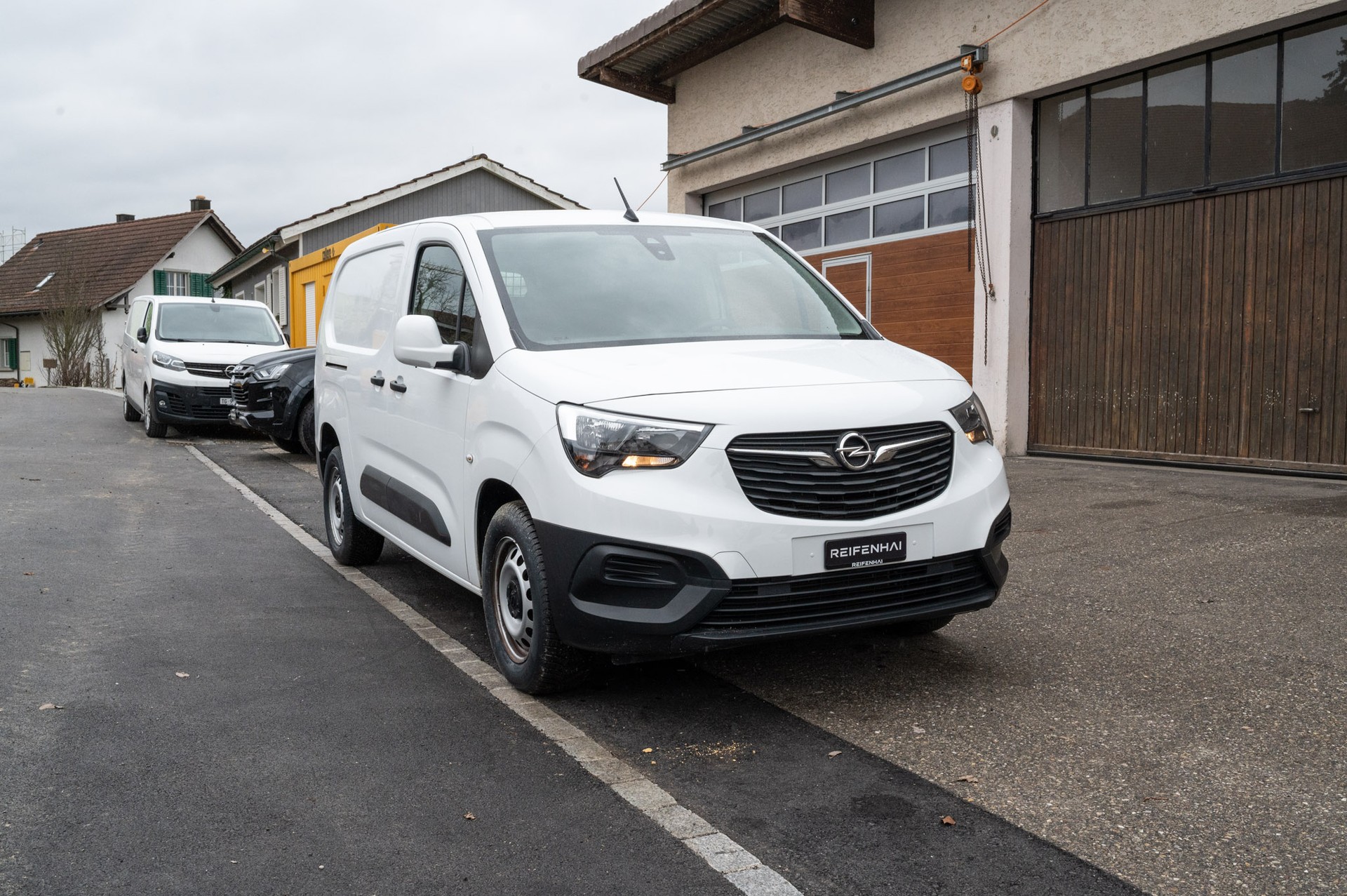 OPEL Combo 1.5 Cargo XL Enjoy s/s Erhöhte Nutzlast-image-1