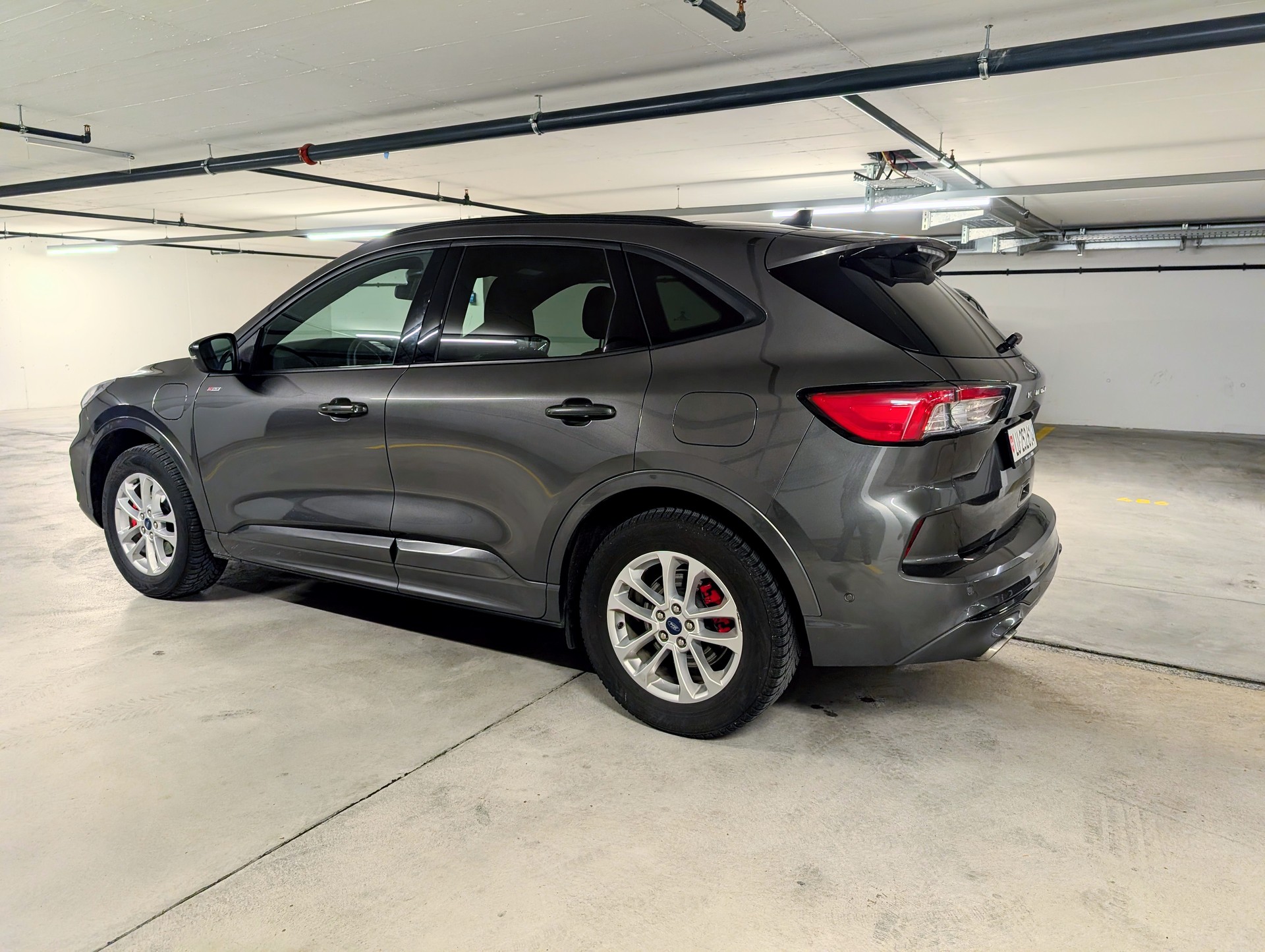 FORD Kuga 2.5 PHEV ST-Line 2WD-image-6