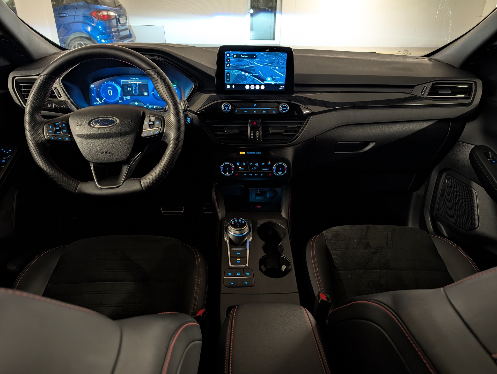 FORD Kuga 2.5 PHEV ST-Line 2WD-image-10