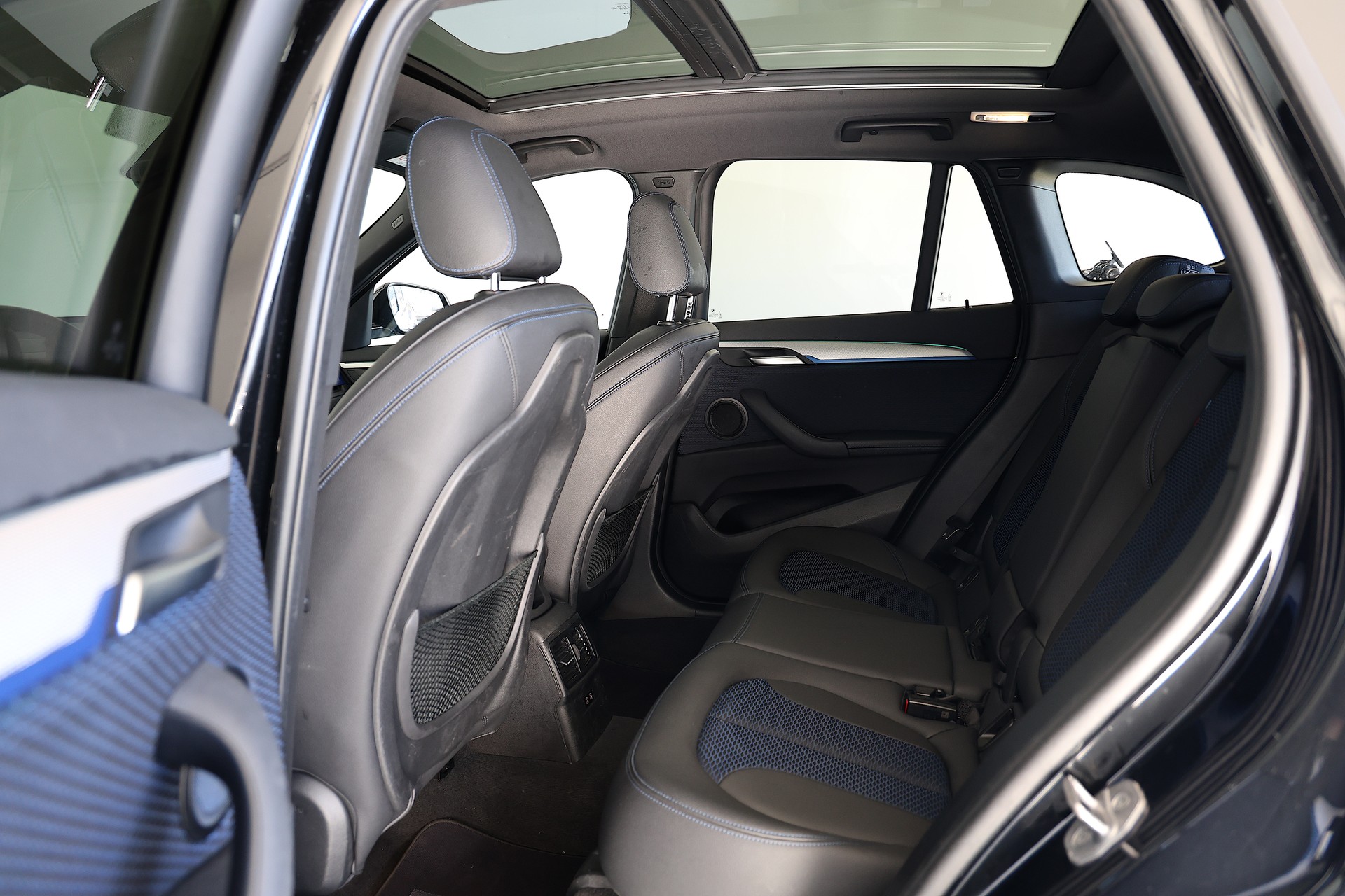 BMW X1 xDrive 18d M Sport Steptronic-image-15