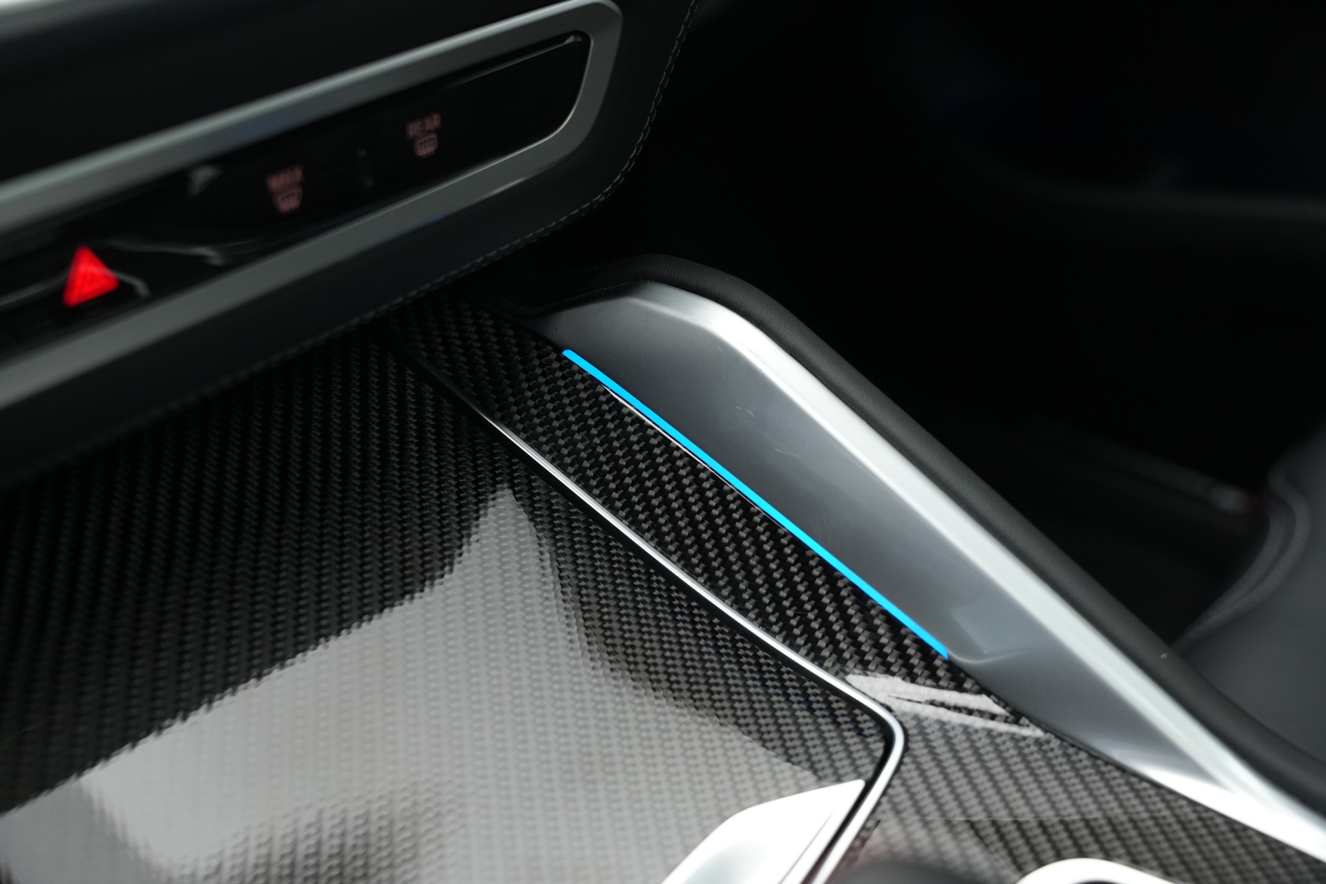 BMW X6M Steptronic M Competition *CH-Fahrzeug* *Carbon* *B&W*-image-42