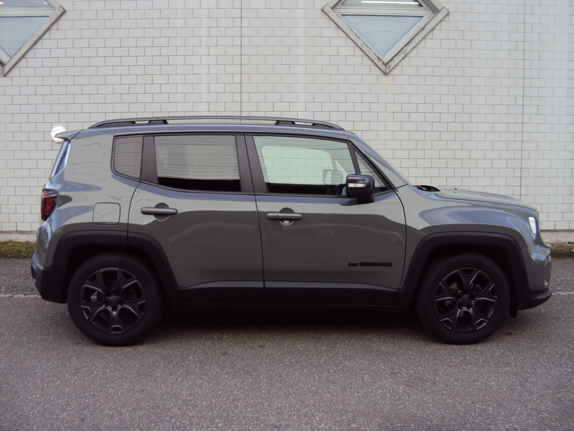 JEEP Renegade 1.0 Turbo 80TH Anniversary-image-6