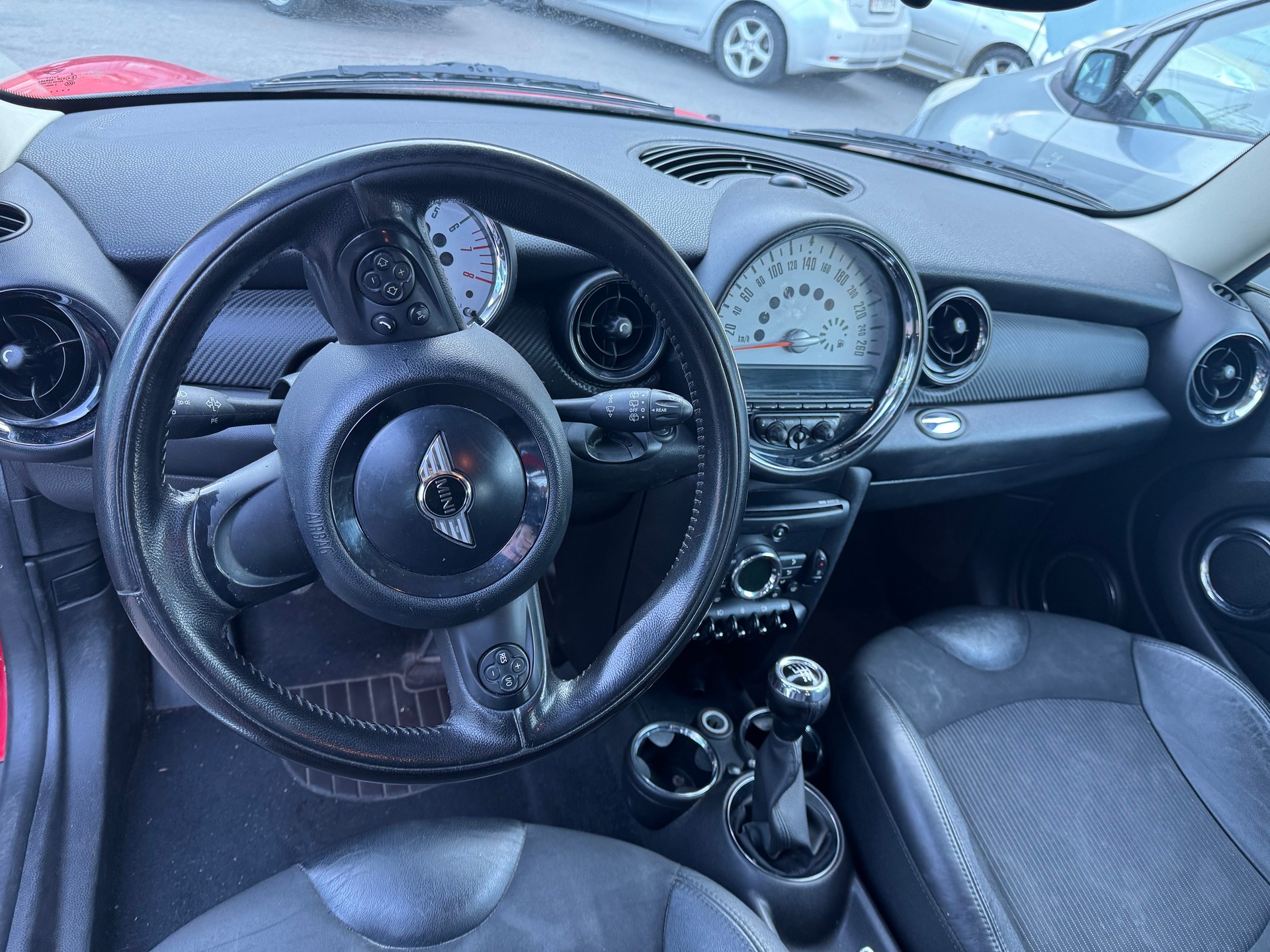 MINI Clubman Cooper-image-4