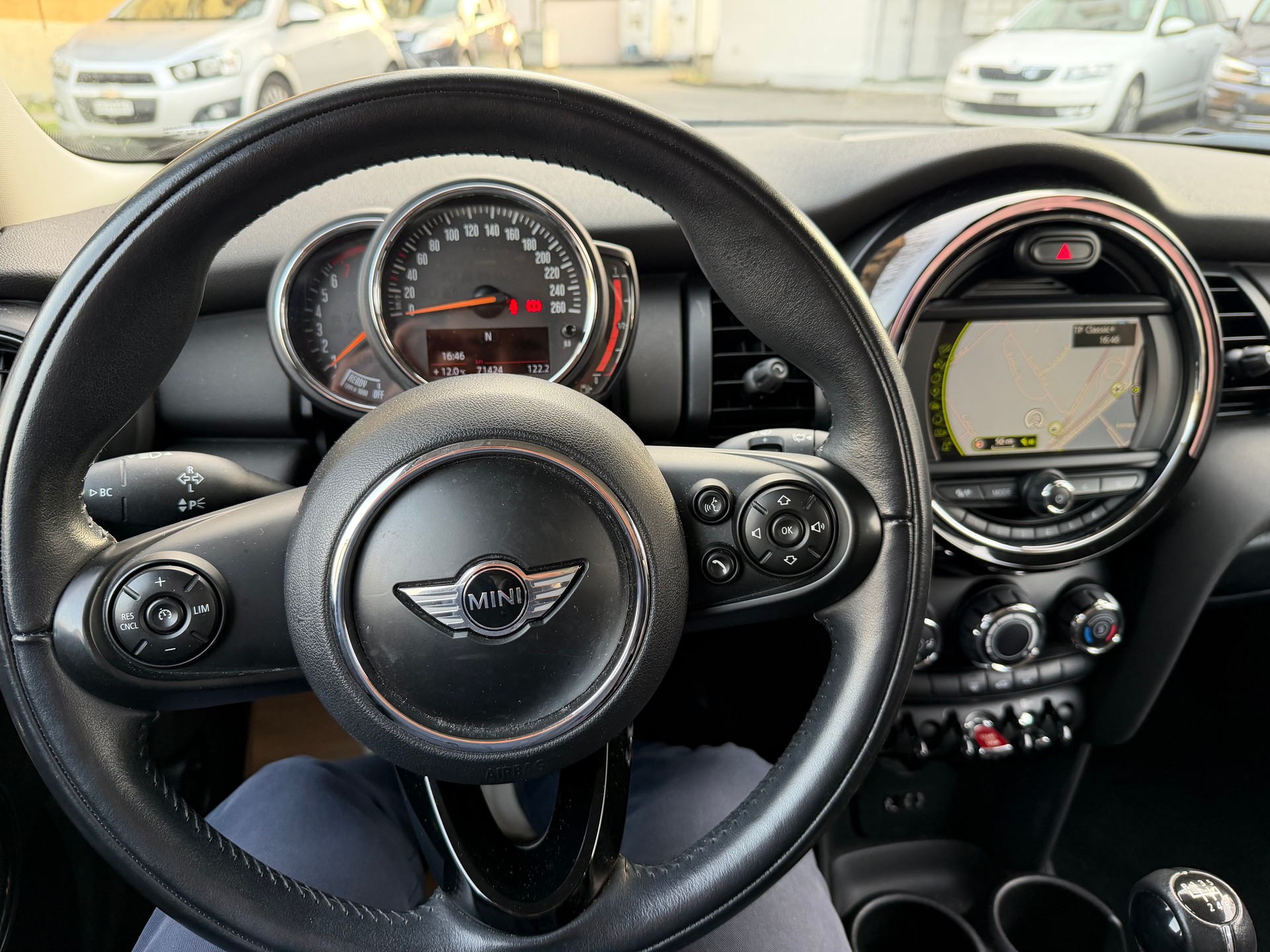 MINI One Downtown-image-8