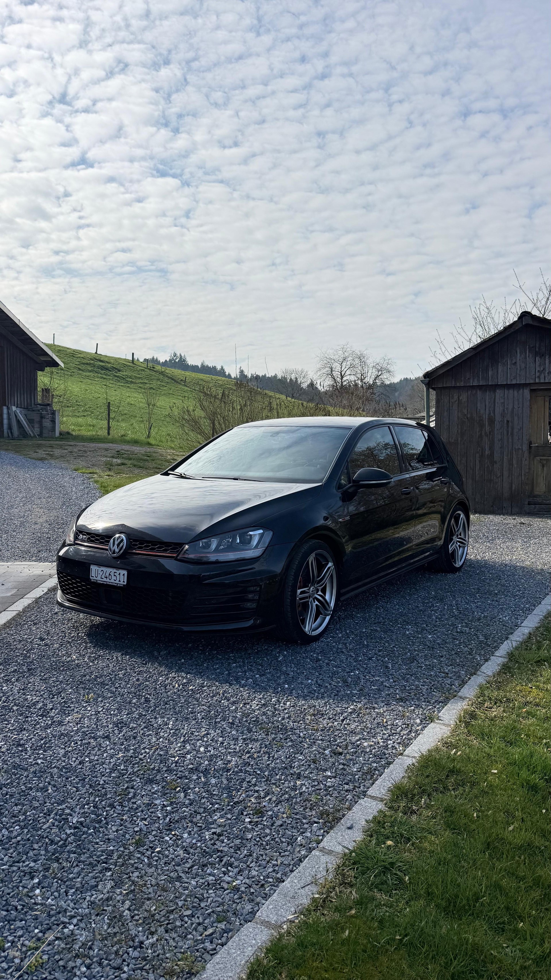 VW Golf 2.0 TSI GTI Performance DSG-image-6