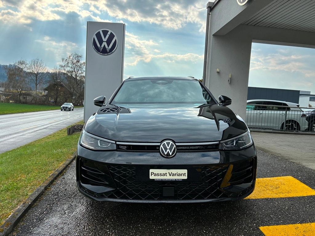 VW Passat Variant 2.0 TDI evo R-Line DSG-image-3