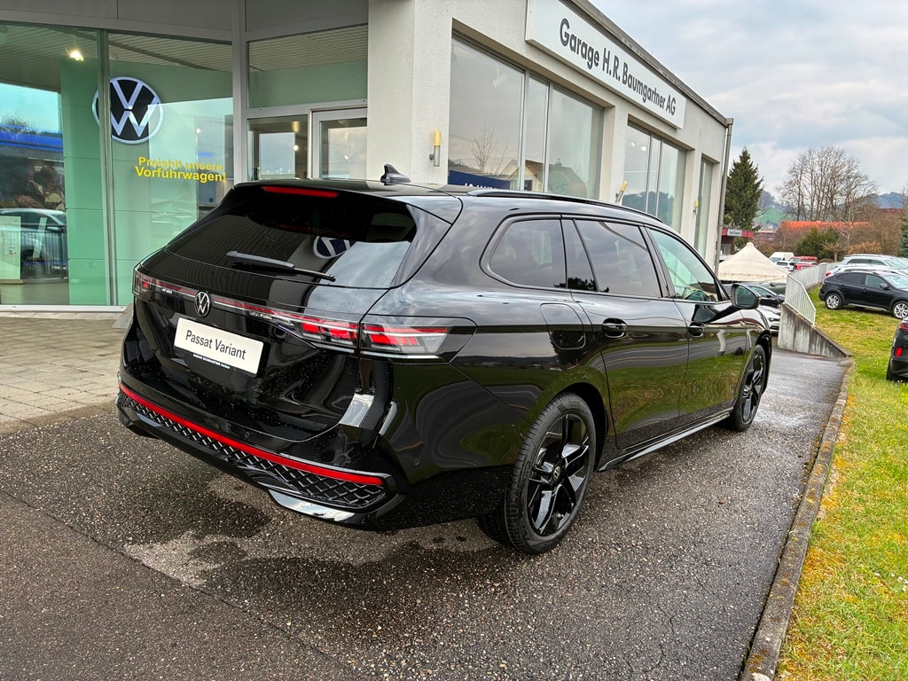 VW Passat Variant 2.0 TDI evo R-Line DSG-image-4
