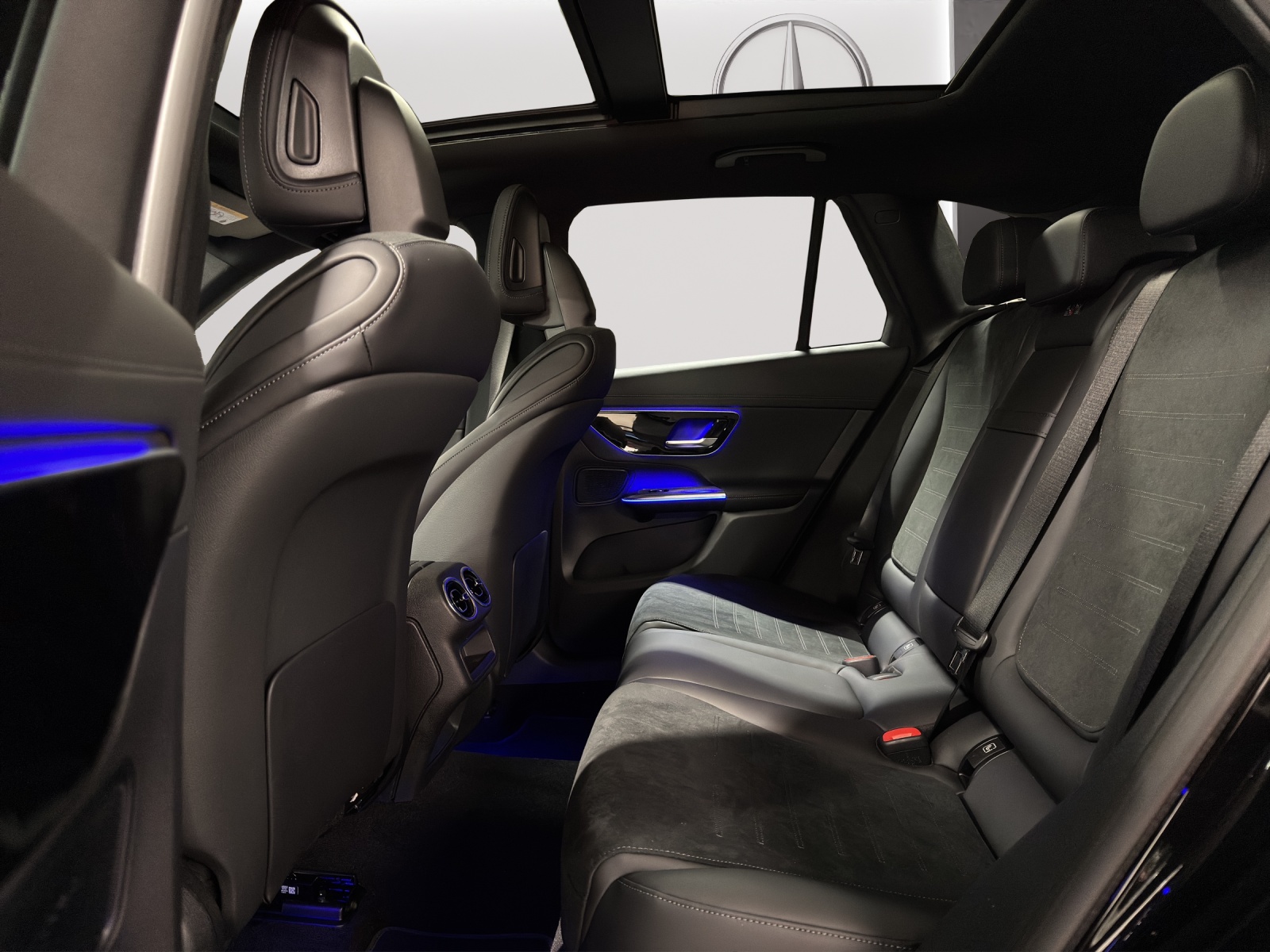 Image MERCEDES-BENZ GLC-400 GLC 400 e 4Matic EQ Star 9G-Tronic