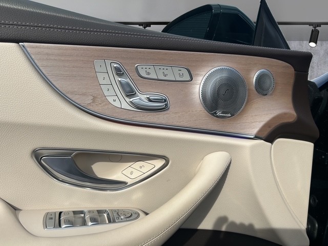 MERCEDES-BENZ E 220 d Coupé Avantgarde 9G-Tronic-image-9