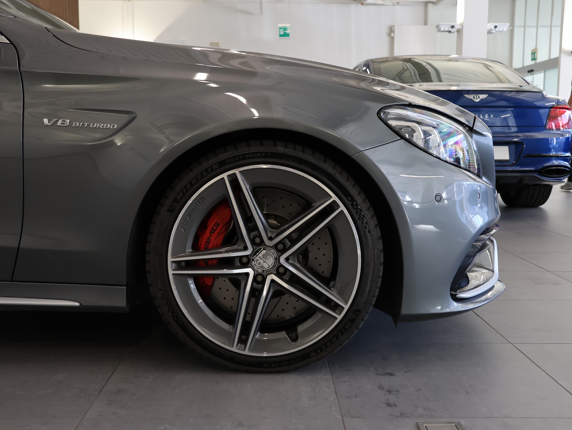 MERCEDES-BENZ C 63 S AMG *Performance Abgassanlage* *Carbon Packet* *Burmester*-image-6