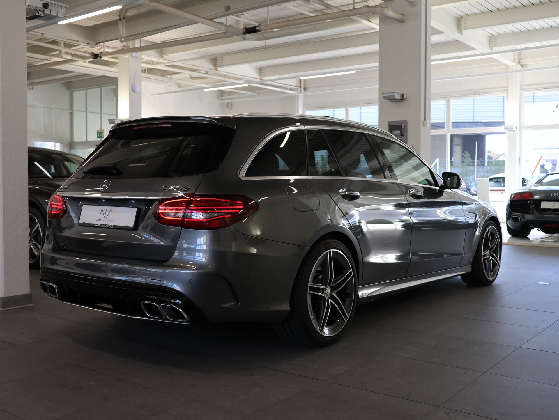 MERCEDES-BENZ C 63 S AMG *Performance Abgassanlage* *Carbon Packet* *Burmester*-image-5