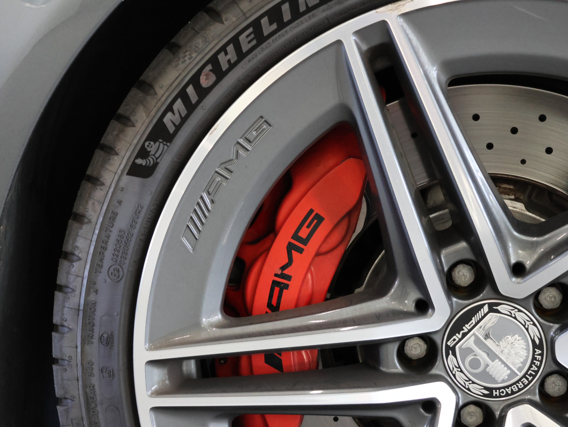 MERCEDES-BENZ C 63 S AMG *Performance Abgassanlage* *Carbon Packet* *Burmester*-image-15