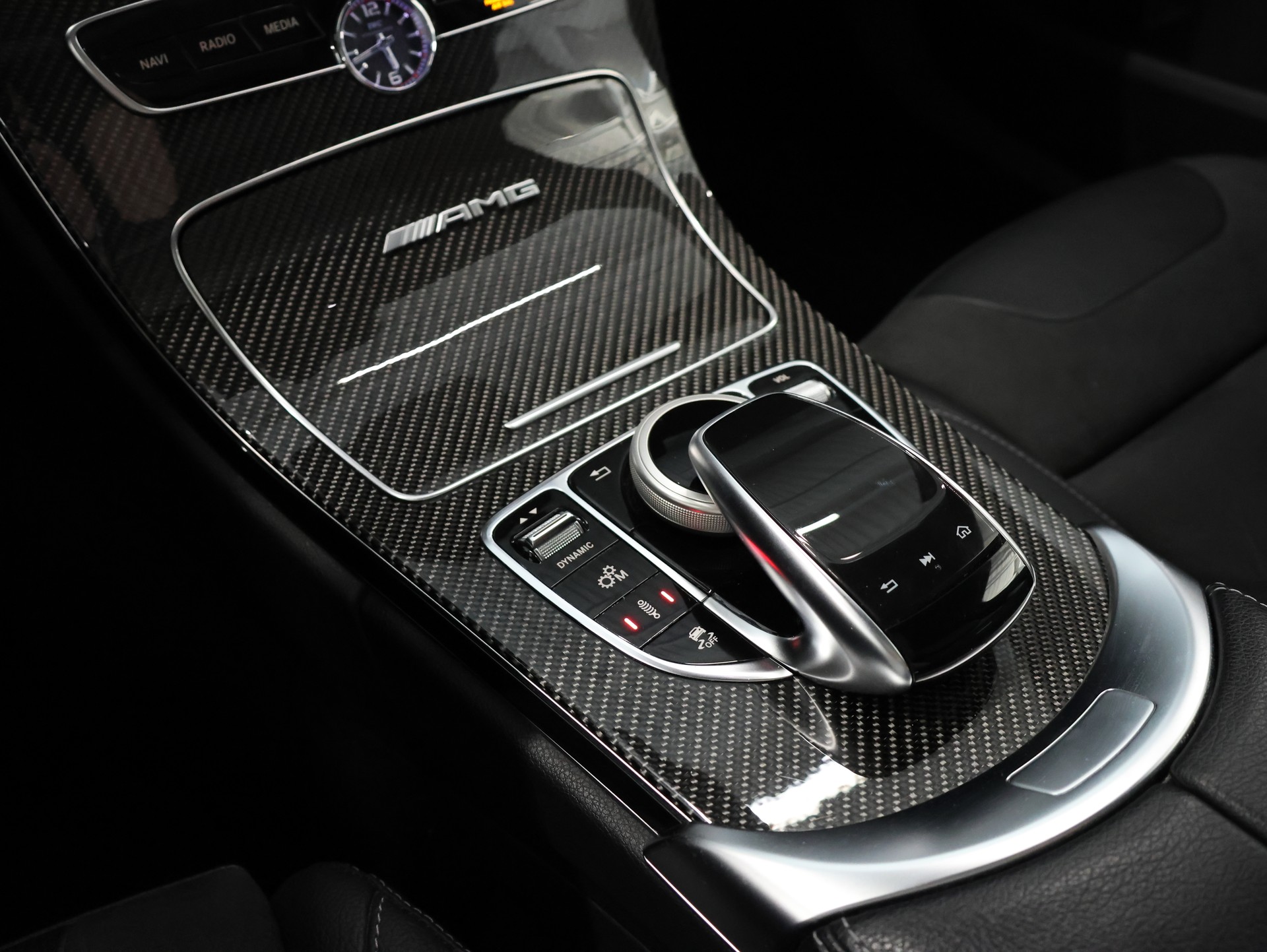 MERCEDES-BENZ C 63 S AMG *Performance Abgassanlage* *Carbon Packet* *Burmester*-image-32