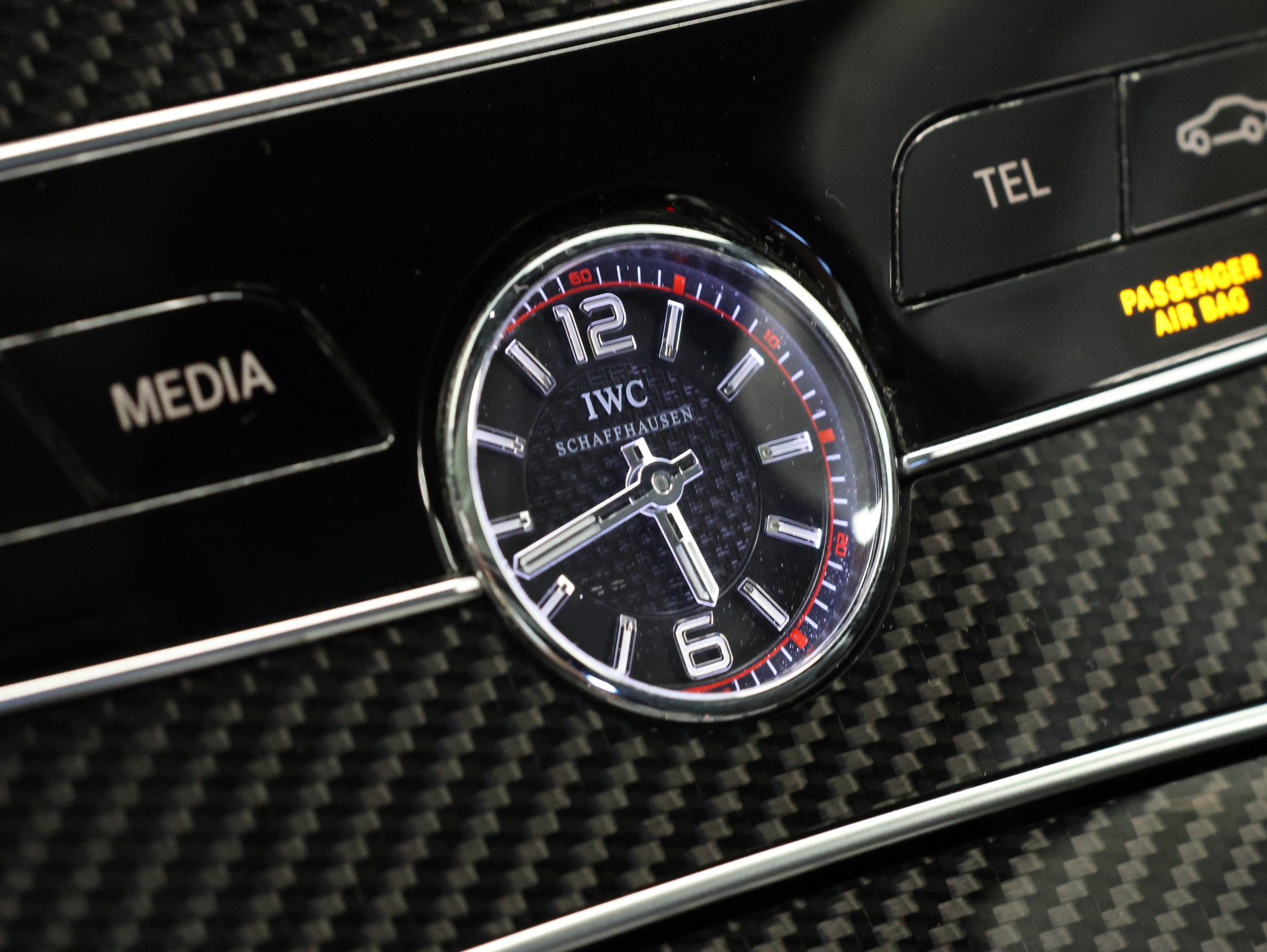 MERCEDES-BENZ C 63 S AMG *Performance Abgassanlage* *Carbon Packet* *Burmester*-image-31