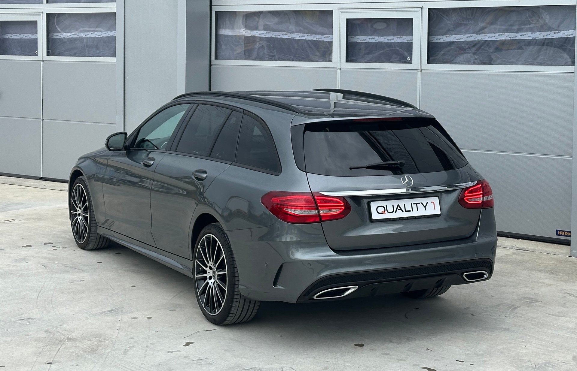 MERCEDES-BENZ C 250 d AMG Line 4Matic 9G-Tronic-image-3