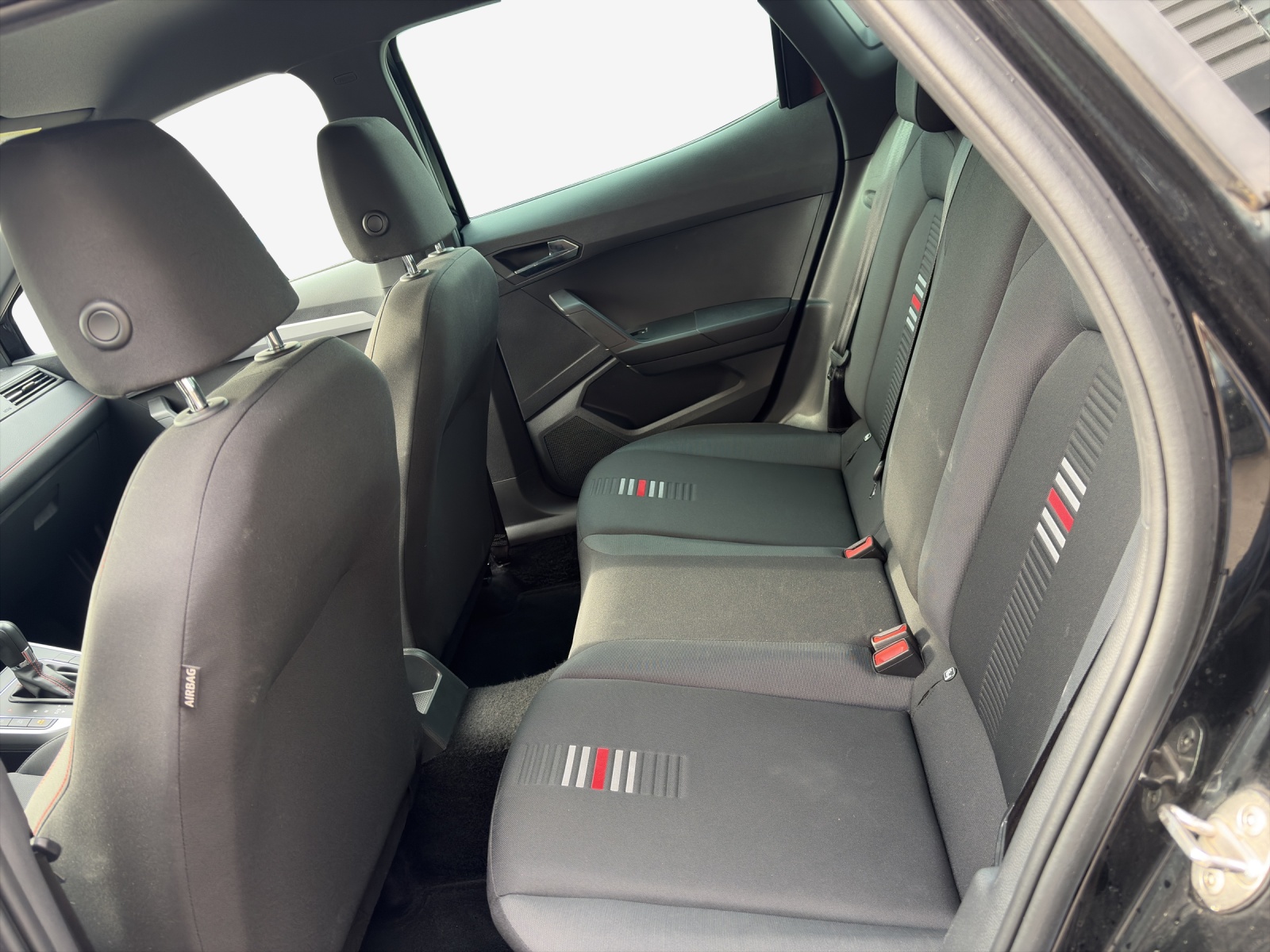 SEAT Arona 1.0 TSI Eco FR DSG-image-11