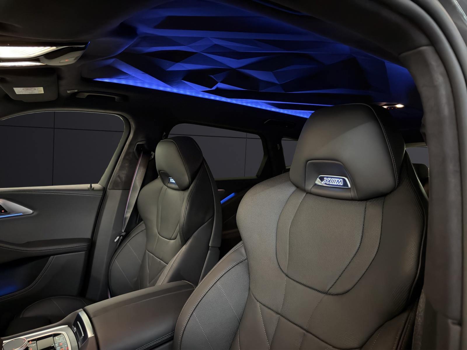 BMW XM 50e Plug-in Hybrid-image-15