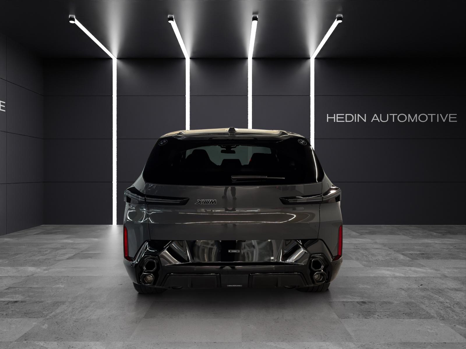 BMW XM 50e Plug-in Hybrid-image-4
