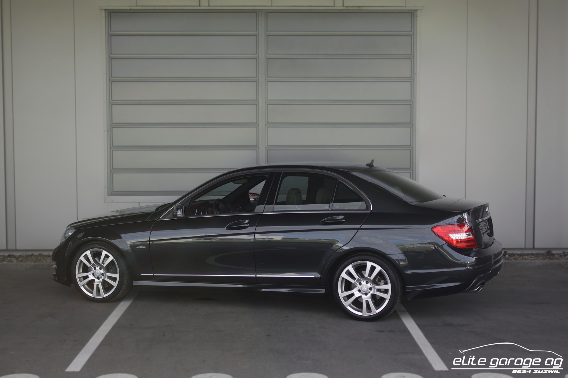 MERCEDES-BENZ C 350 Avantgarde 4Matic 7G-Tronic-image-2