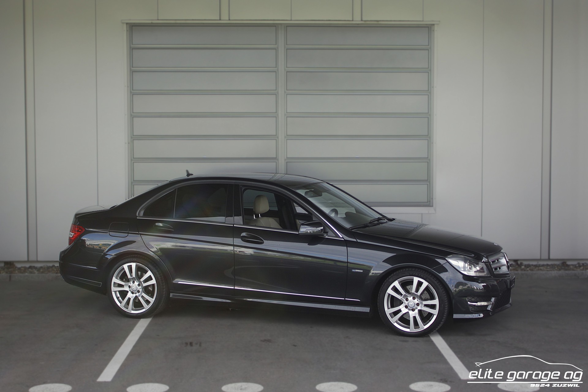 MERCEDES-BENZ C 350 Avantgarde 4Matic 7G-Tronic-image-6