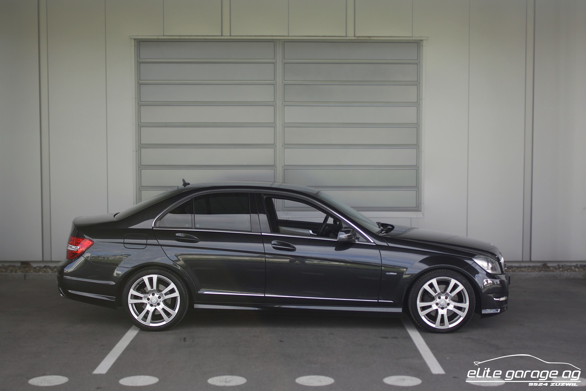 MERCEDES-BENZ C 350 Avantgarde 4Matic 7G-Tronic-image-5
