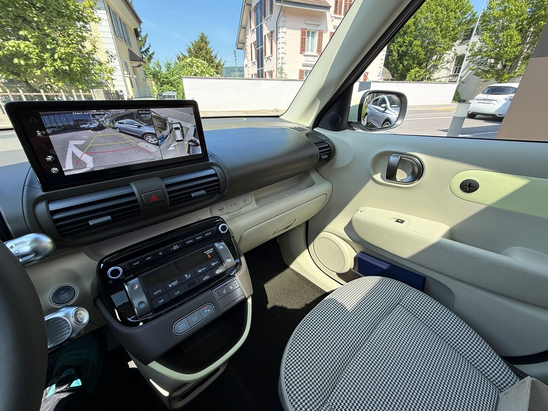 HYUNDAI Inster 49kWh Vertex-image-15