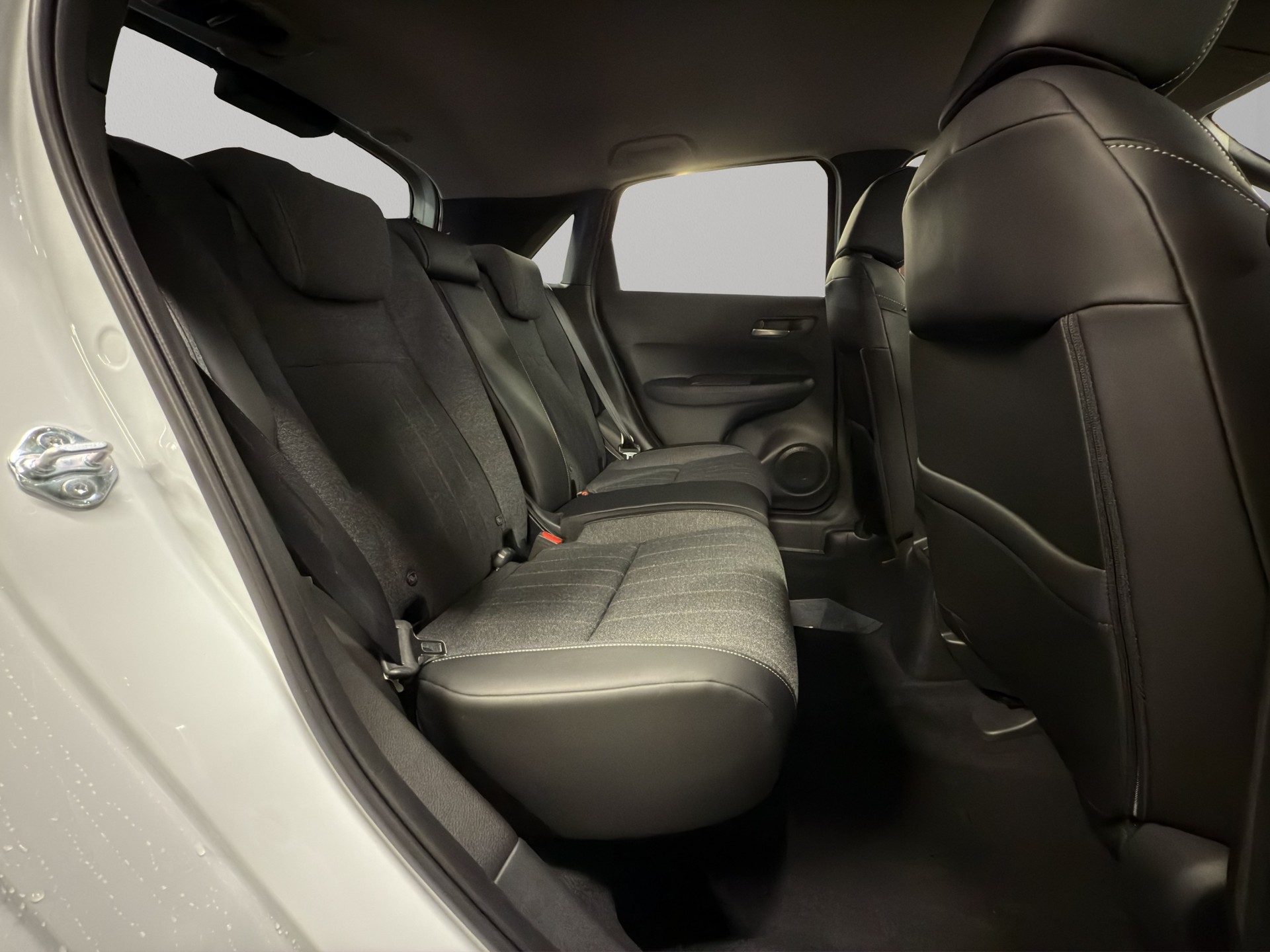 HONDA Jazz 1.5 i-MMD Advance-image-10