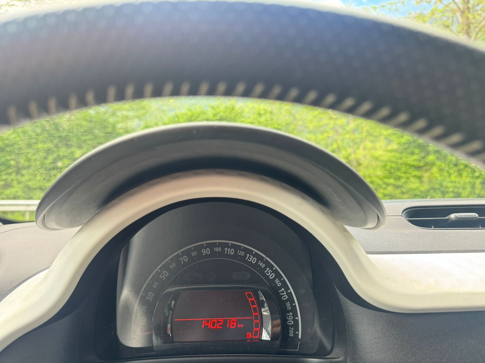 RENAULT Twingo 0.9 Intens-image-13