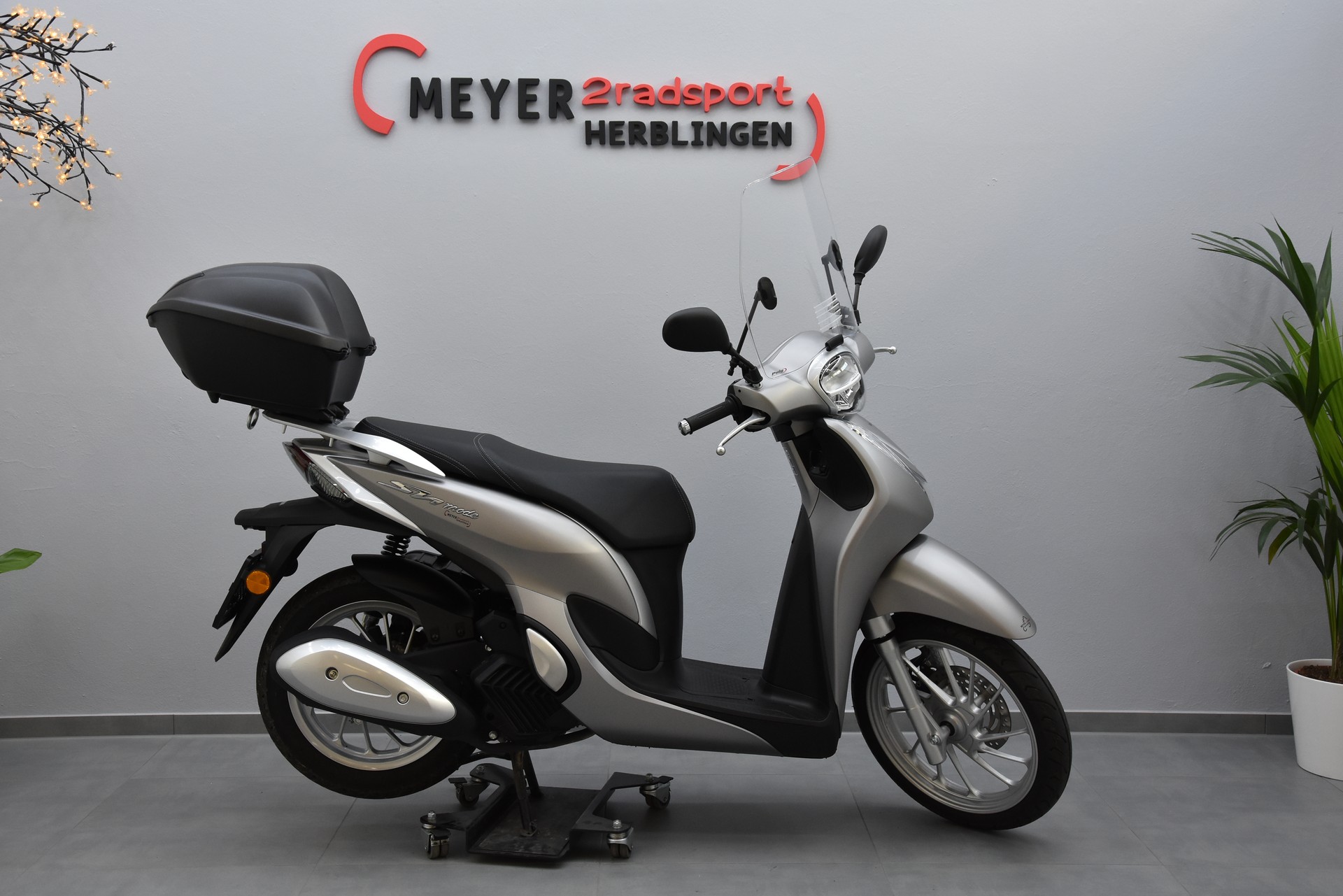 HONDA SH 125 i Mode-showroom-element-2