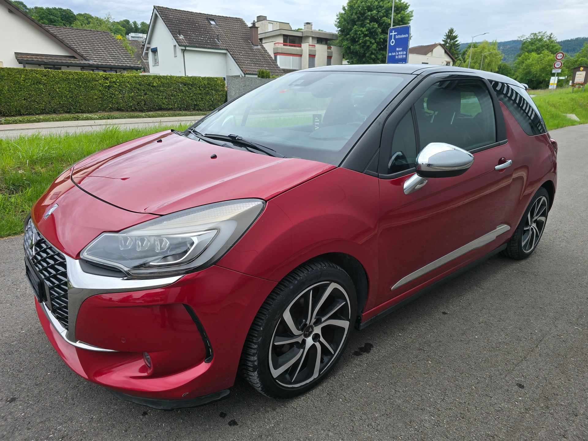 DS AUTOMOBILES DS 3 1.2 PureTech SO Chic-image-1