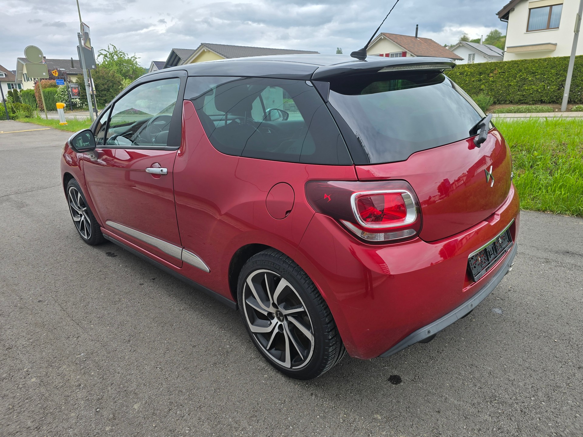 DS AUTOMOBILES DS 3 1.2 PureTech SO Chic-image-3