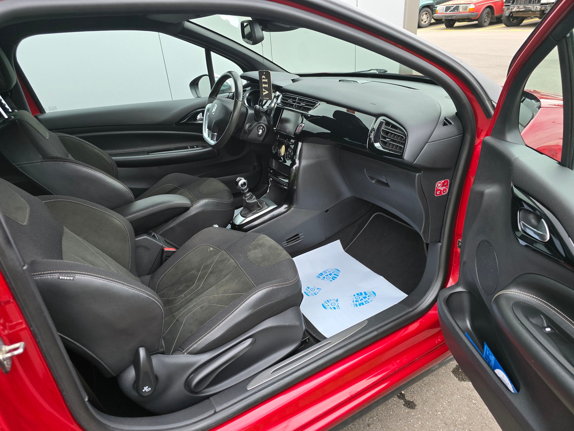 DS AUTOMOBILES DS 3 1.2 PureTech SO Chic-image-7