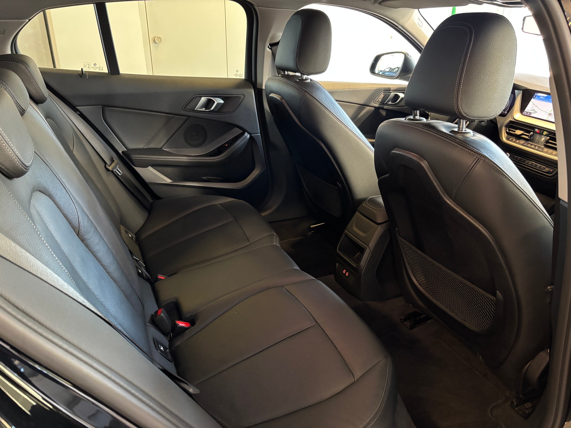 BMW 118i Steptronic-image-13