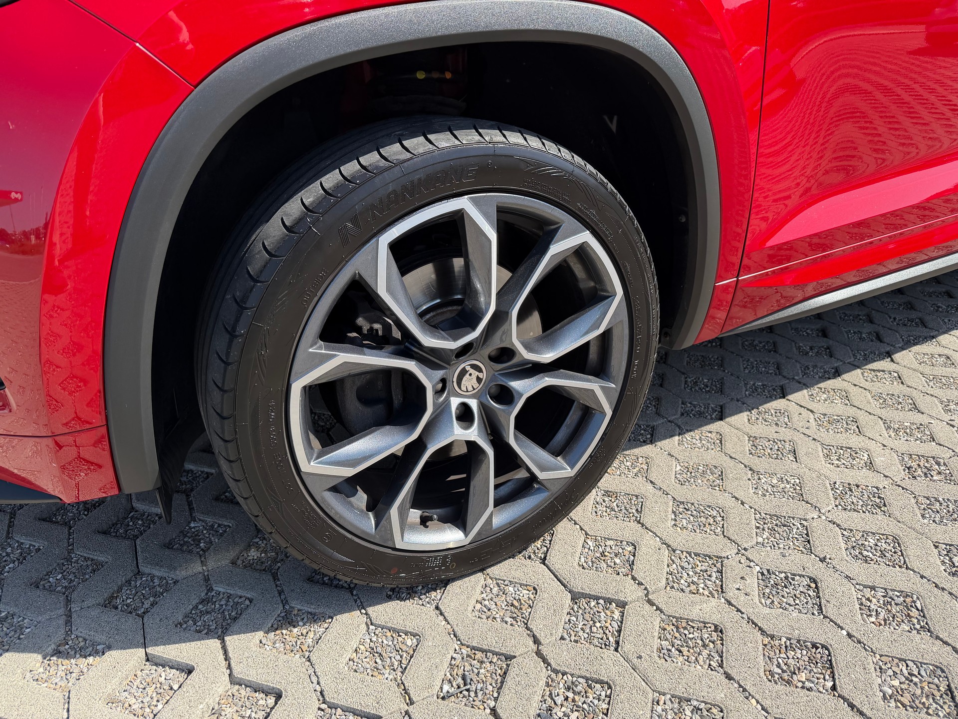 SKODA Kodiaq 2.0 TSI Sport Line DSG 4x4-image-4