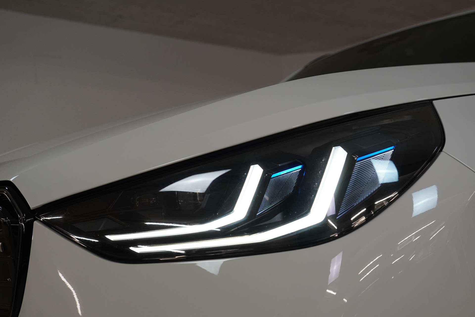 BMW X3 xDrive M50 48V M Sport Pro-image-8
