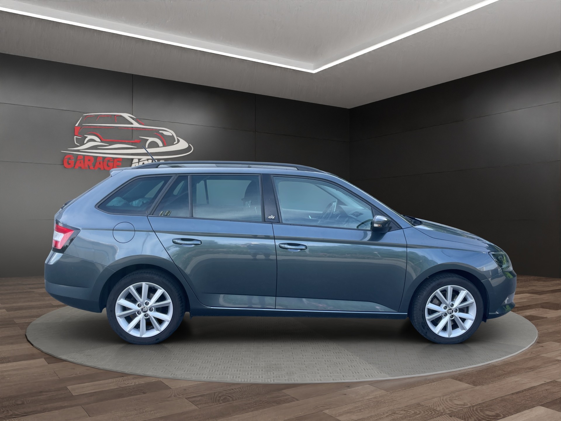 SKODA Fabia 1.2 TSI Swiss Joy DSG-image-6