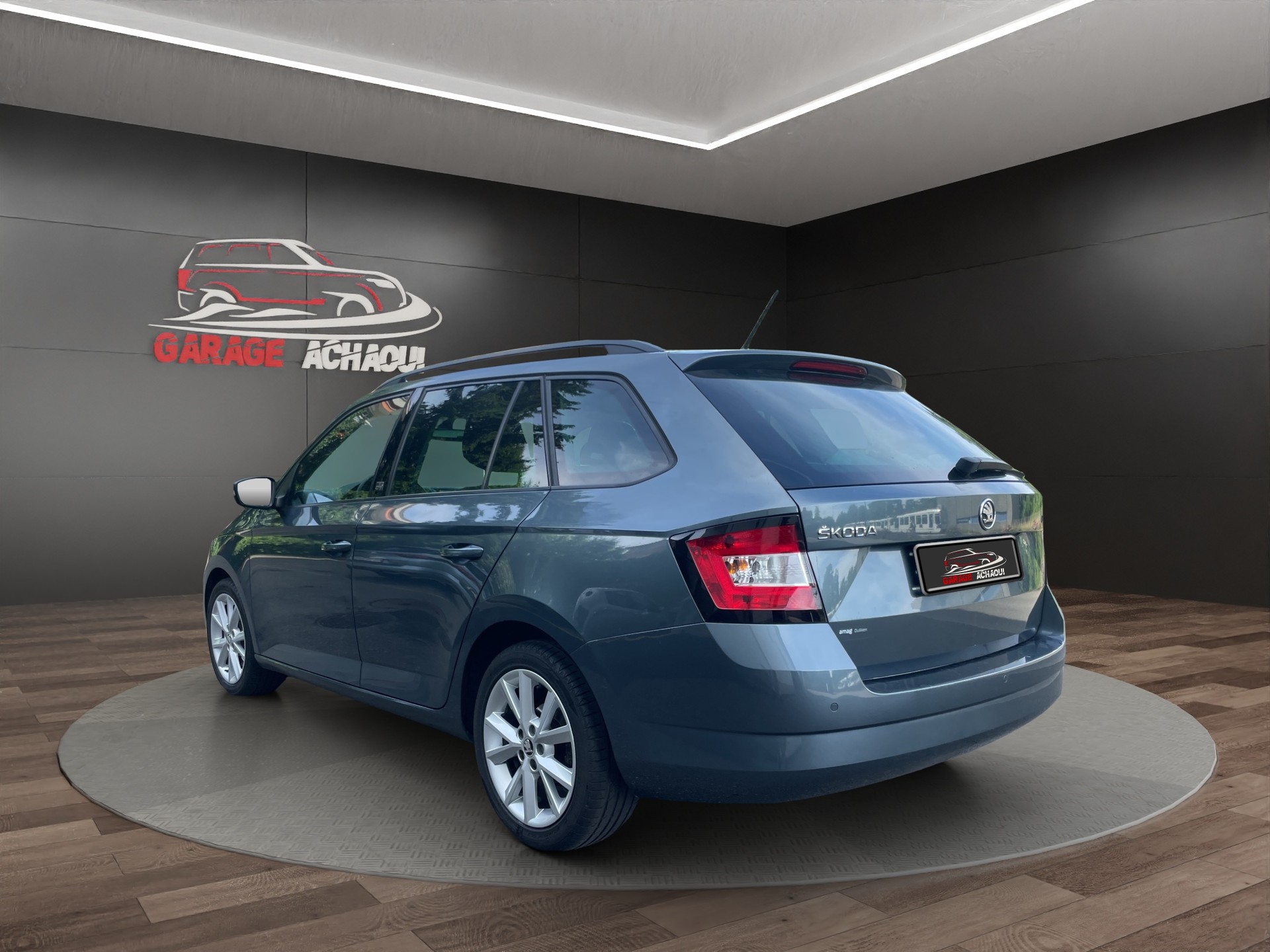 SKODA Fabia 1.2 TSI Swiss Joy DSG-image-3