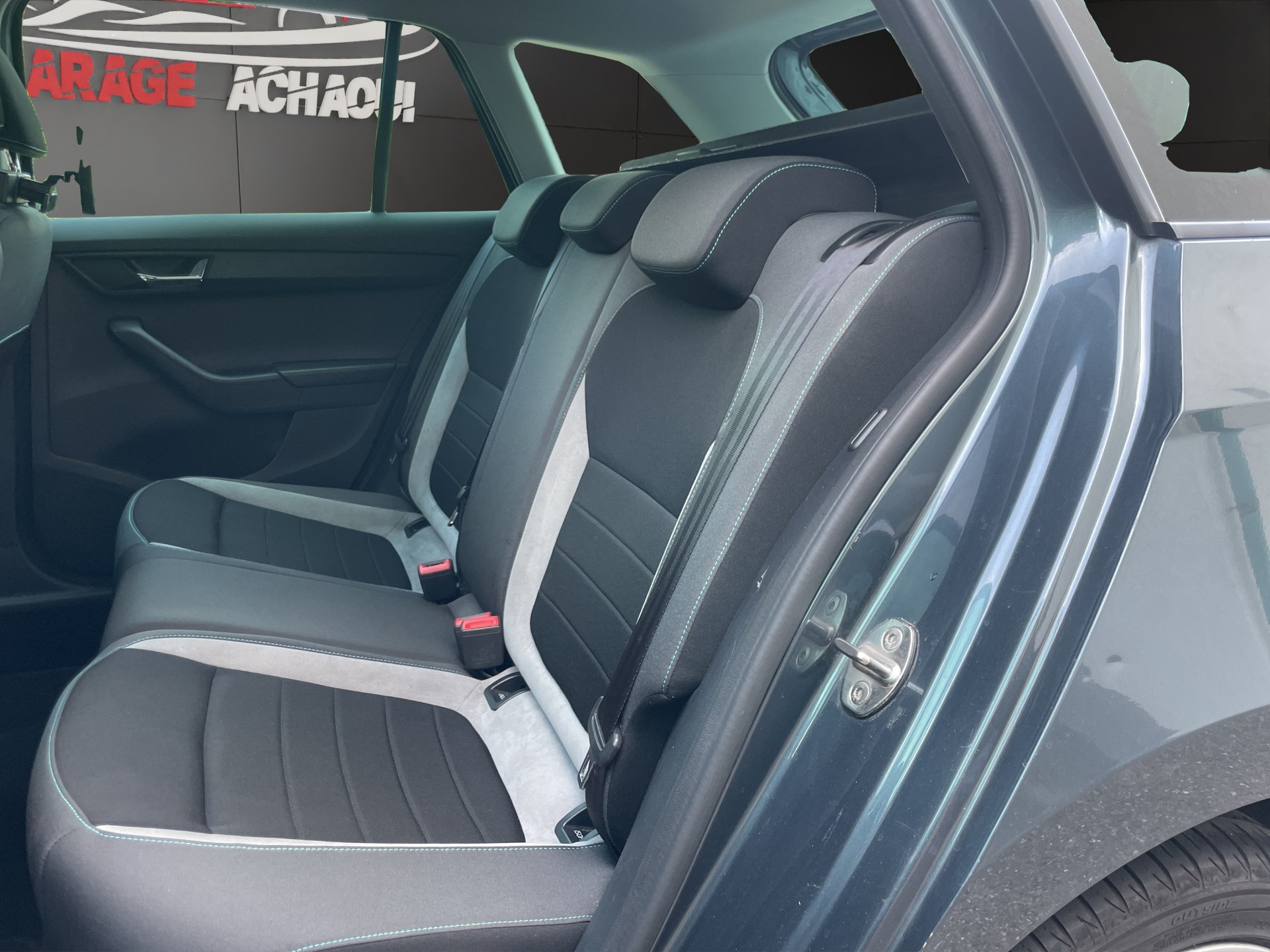 SKODA Fabia 1.2 TSI Swiss Joy DSG-image-11