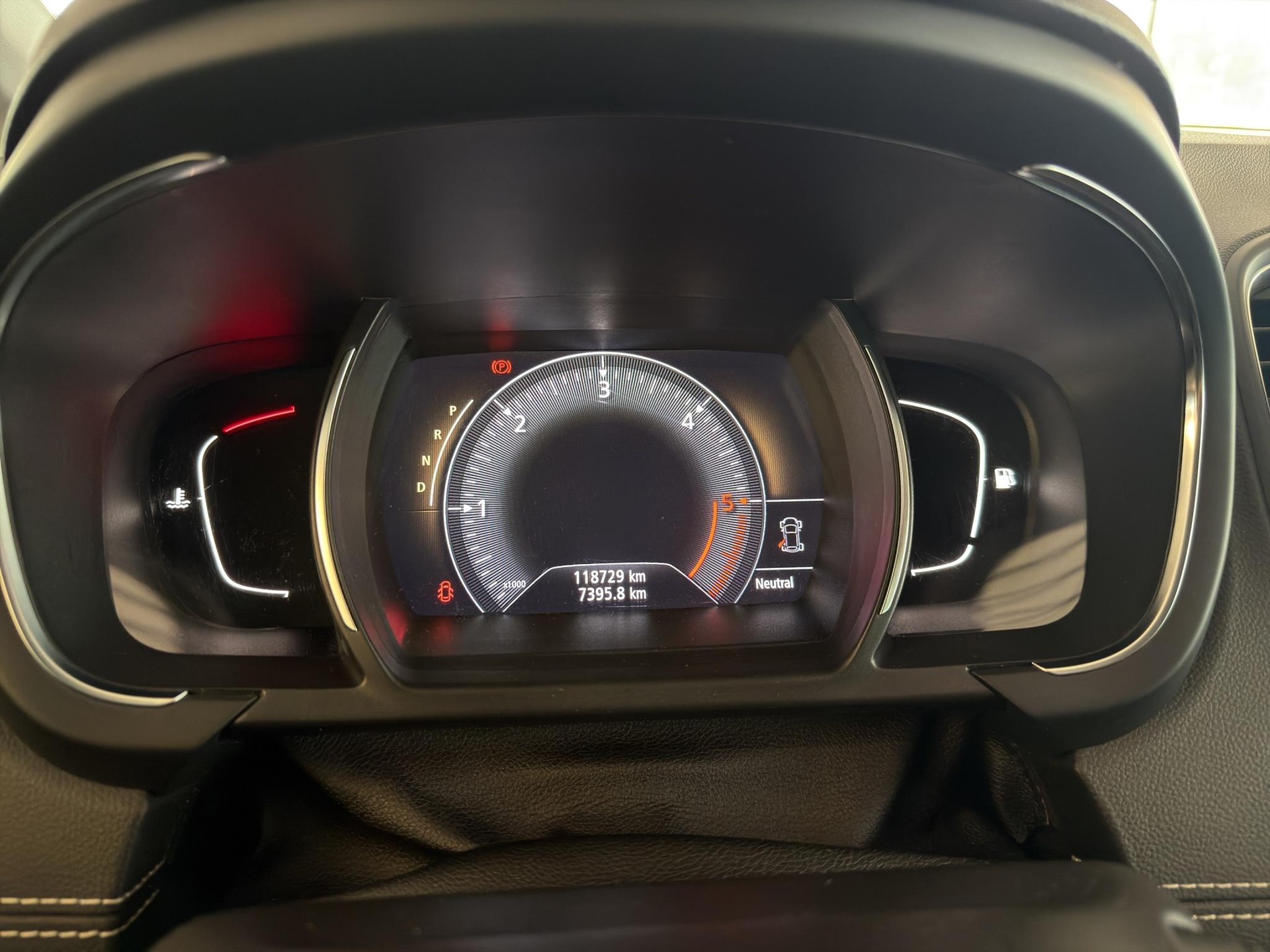 RENAULT Scénic 1.6 dCi 160 Bose EDC-image-20