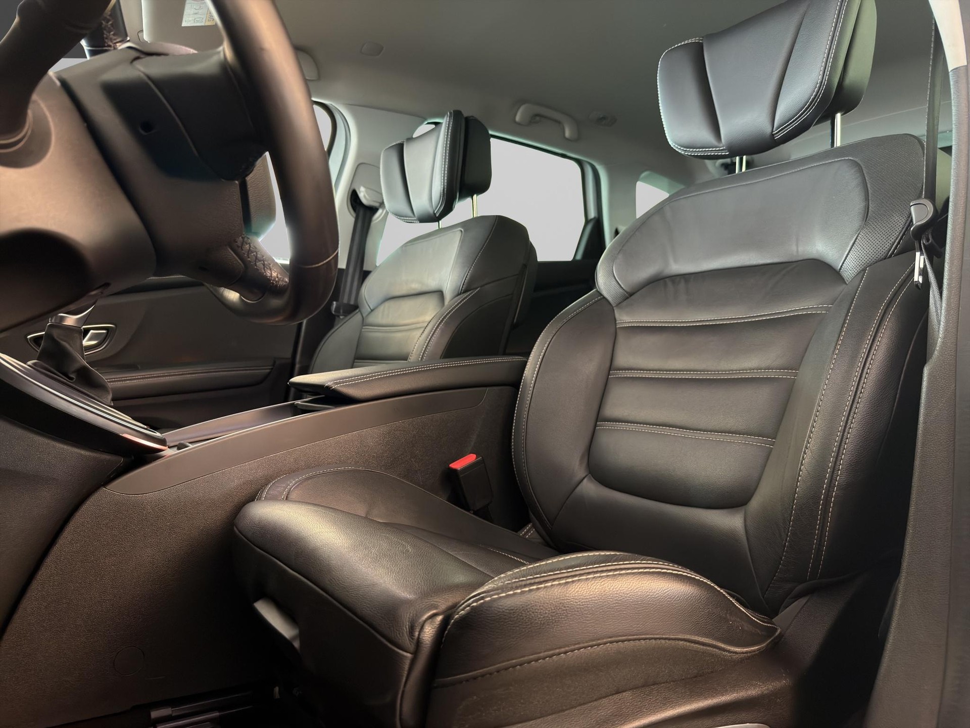 RENAULT Scénic 1.6 dCi 160 Bose EDC-image-10