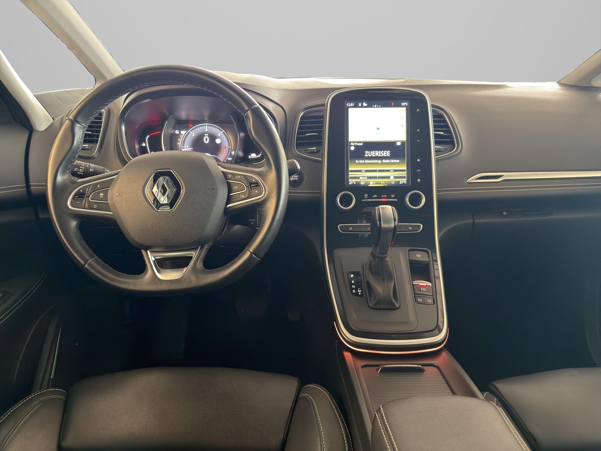 RENAULT Scénic 1.6 dCi 160 Bose EDC-image-12