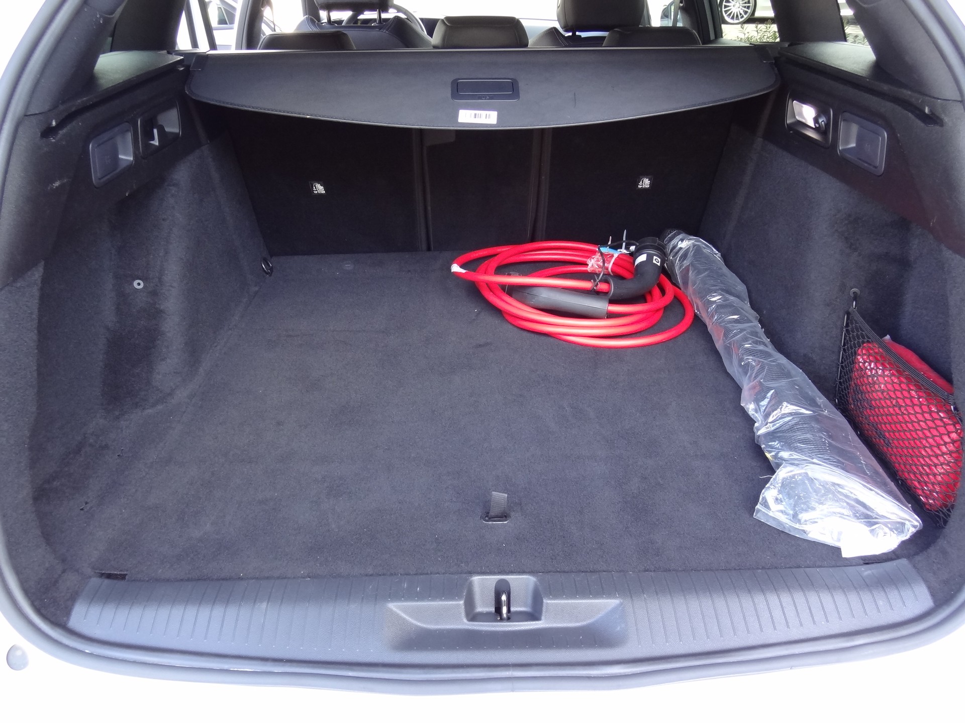 OPEL Astra Sports Tourer 1.6 PHEV Turbo GS A-image-12