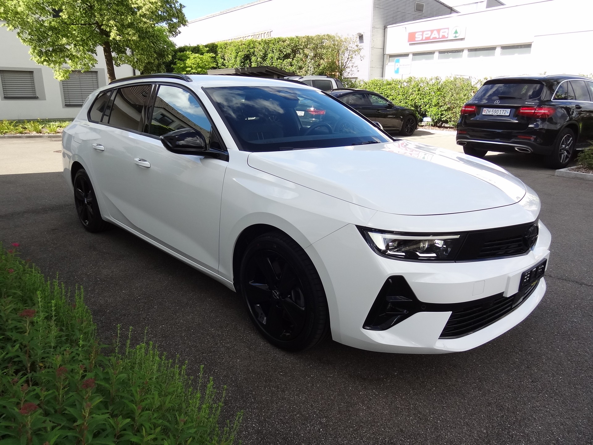 OPEL Astra Sports Tourer 1.6 PHEV Turbo GS A-image-5