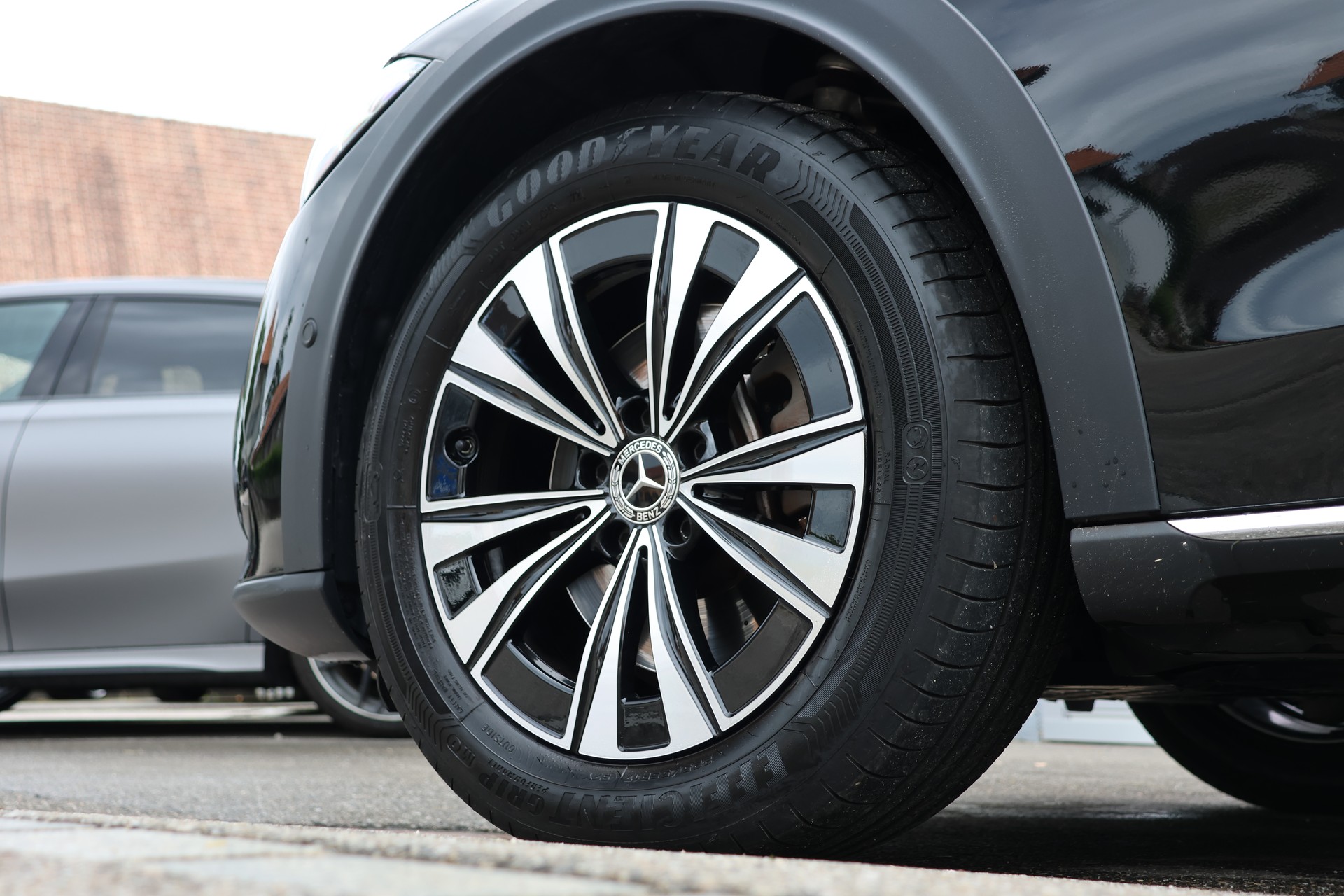 MERCEDES-BENZ C 200 T 4Matic All-Terain Avantgarde (CH)-image-7