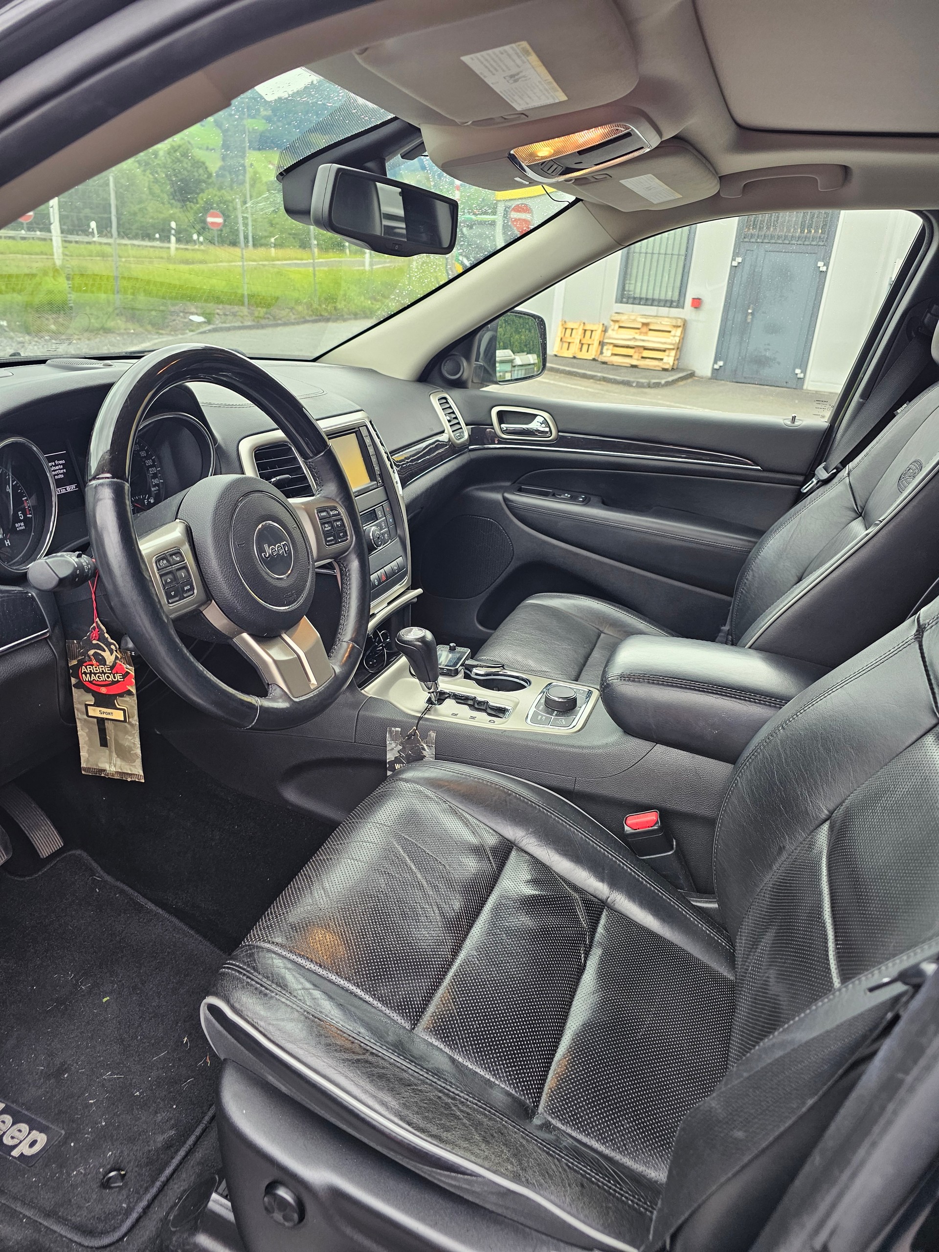 JEEP Grand Cherokee 3.0 CRD S-Limited Automatic-image-4